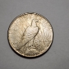 Image 2 : 1922-S Silver Peace Dollar - 90% Silver U.S. Coin