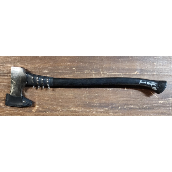 RARE ONE OF A KIND AXE FEAT. MEGADEATH ENGRAVED INTO AXE HEAD & HAND SIGNED BY SINGER DAVE MUSTAINE
