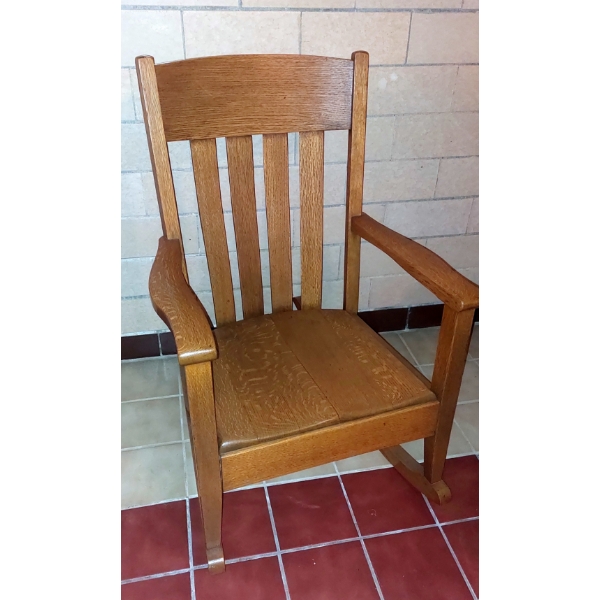 Absolutely Perfect " STICKLEY " Wooden Rocking Chair Vintage Reproduction - High End Edition