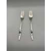 Image 1 : Oneida Heirloom Sterling Silver Forks - 91.8 Grams