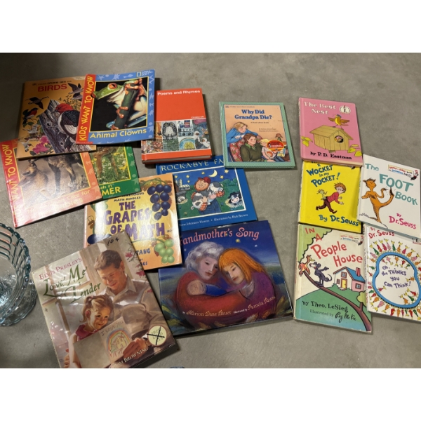 *Pick Up At Mantua Home-No Shipping Available*  15 Total Books - Dr. Suess (2) 