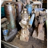 Image 2 : Assorted Bottle Jacks with Handles Included