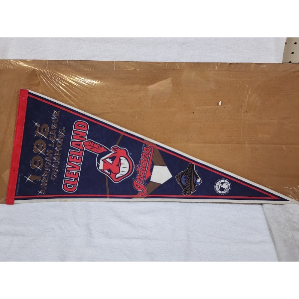 Vintage 1995 American League Champions Cleveland Indians Pennant Banner