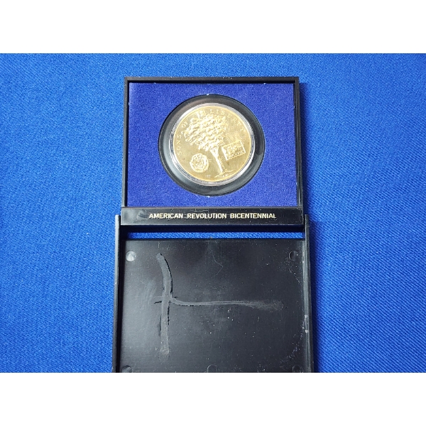 American Revolution Bicentennial Medal with Display Case - George Washington Sons of Liberty