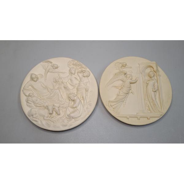 Studio Dante Di Volteradici "The Nativity" & "The Annunciation" Ivory Alabaster Collectors Plates