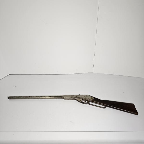 CLASSIC!!! Functional Vintage Daisy 1000 Shot Model 27 BB Gun with 24" Barrel, Total Length 36"