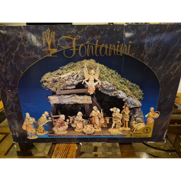 Christmas Manger Set As Shown - Used In Box But Complete