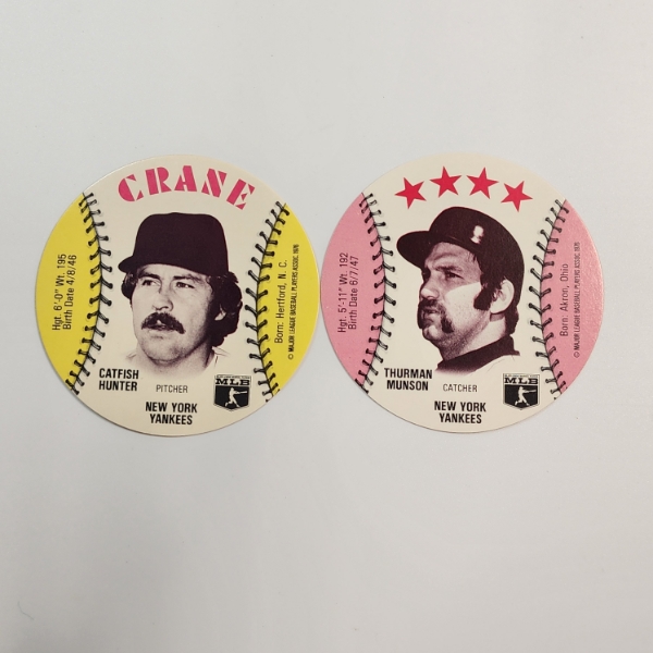 Two Crane Potato Chips / Isaly's Round Collectors Cards: Catfish Hunter & Thurman Munson
