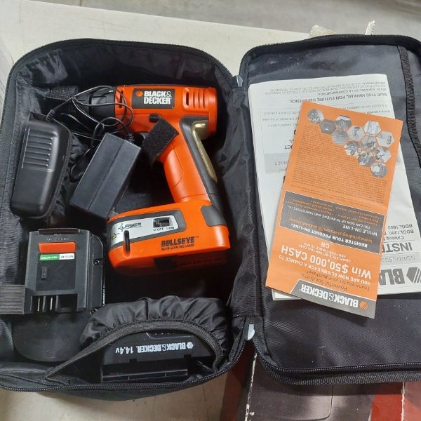 New In Zippered Storage Case - Black & Decker Battery Operated Drill Kit - See Pics
