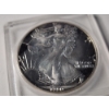 Image 3 : 1990 United States One Troy Oz American Eagle .999 Fine Silver Round in Protective Case