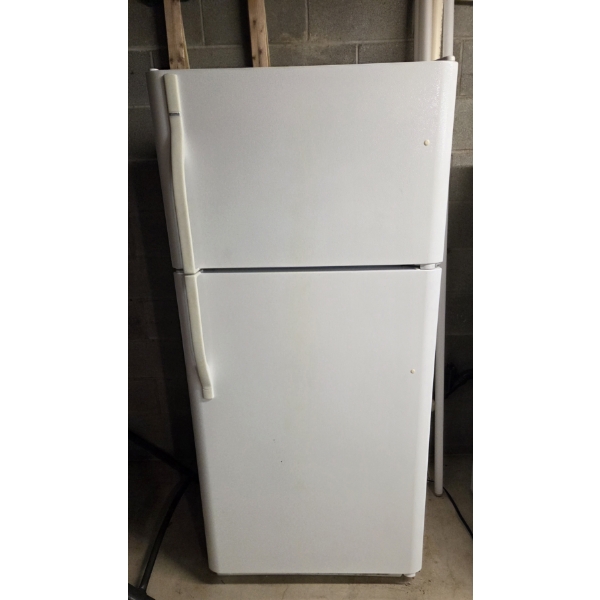 Louisville Home Pickup - Excellent - Kenmore White Refridgerator - See Pics - 30 w  x 66 T - Works