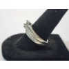 Image 2 : Gorgeous 14K Gold Ring with Diamonds - Size 8 - Total Weight: 6.6g