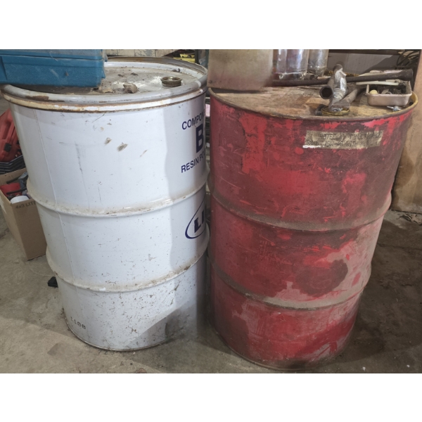 2 Metal Barrels with Holes for Pump and Sealing Rings