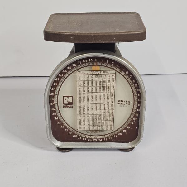 Vintage 1975 Pelouze Model Y-50 50 lb Mechanical Tabletop Postal Shipping Scale