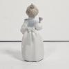 Image 3 : Lladró Mrs. Claus Porcelain Christmas Ornament Figurine, 5939, 4.5x2.12"