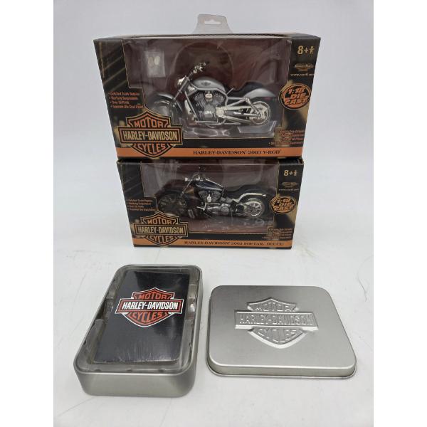 New In Packages- Two 2004 Die Cast 6'' Harley Davidson Bikes And Harley Davidson Tin With New Playin