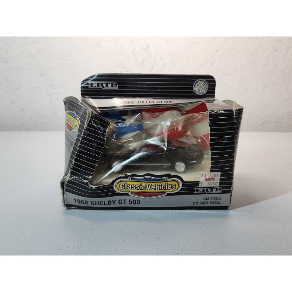 1968 Shelby GT 500 Diecast Metal Model Car ERTL 1/43 Scale