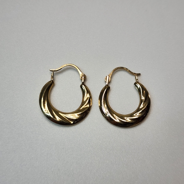 10K Yellow Gold Twisted/Textured Hoop Earrings - Total Weight: 0.4g