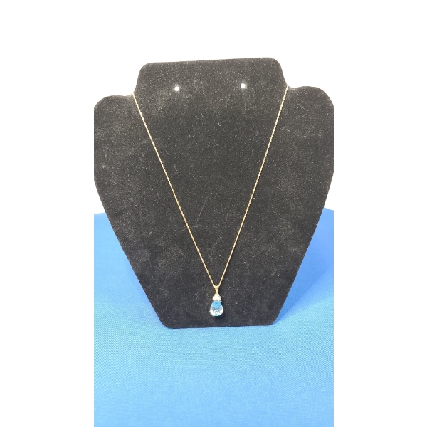 14K Gold Necklace & Sterling Silver Gold Plated Pendant With Blue/White Stones - Total Weight: 3.8g