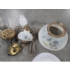Image 11 : Vintage Hand Painted Glass Table & Hanging Lamps And Glass Shade Collection 
