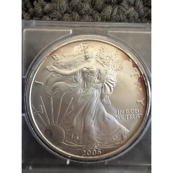 2005 United States American Silver Eagle .999 Fine Troy Ounce - Mint Condition