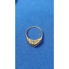 Image 4 : 10K Gold Women's Ring With Dark And Clear Stones - Size: 9 - Weight: 2.7g