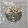 Image 3 : United States Mint 1974 40% Silver Uncirculated Eisenhower Dollar in Original Blue Packaging