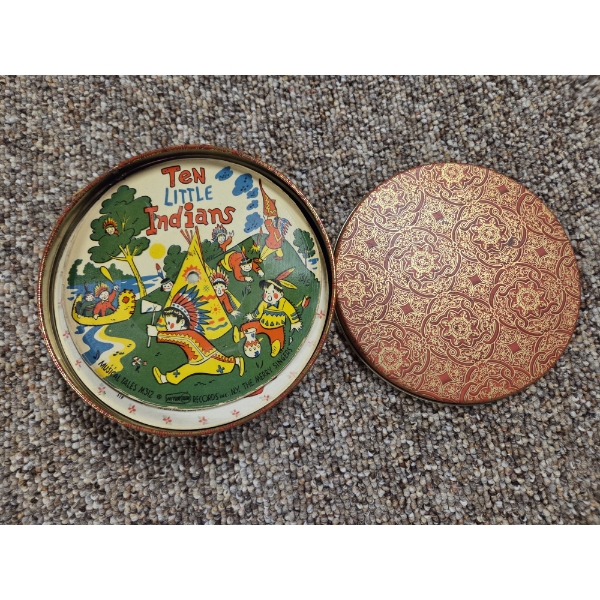 *Pick Up At Mantua Home-No Shipping Available* Collectable Vintage Childrens Picture Tones Records A