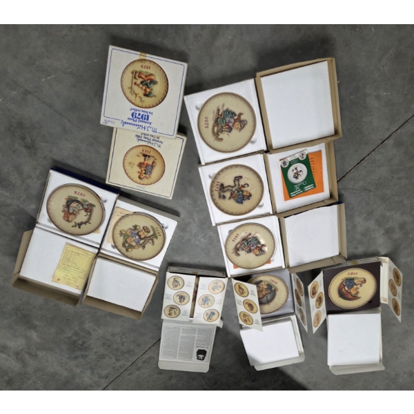Excellent Condition Vintage Collection Of Ten 7.5'' Hummel Collector Plates In Original Boxes 