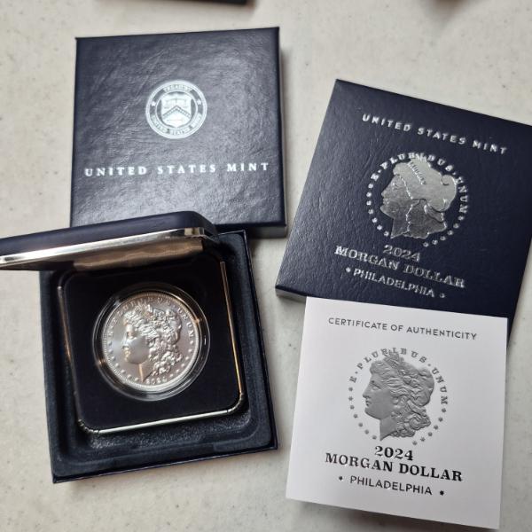 2024 P (Philadelphia Mint) Morgan Silver Dollar In Case .999 Silver .859 Tr Oz Silver