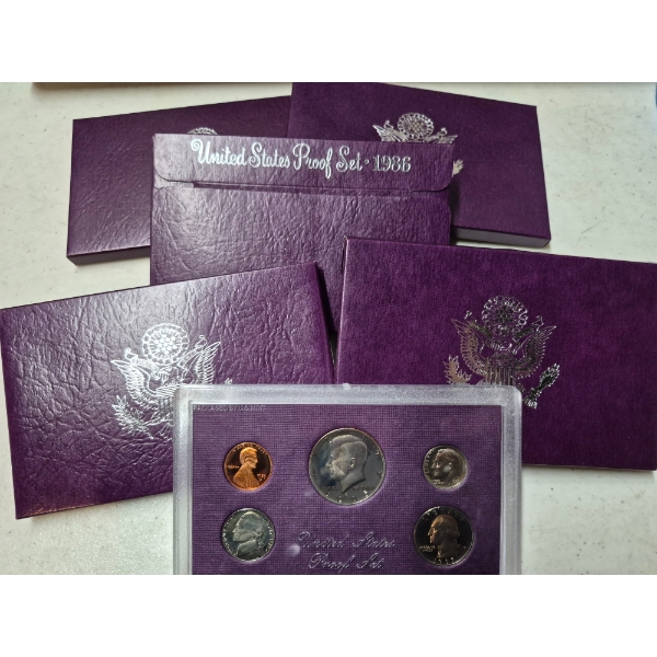 UNITED STATES COINS - PROOF SETS IN MINT PACKAGING - 5 Qty - 1984 THRU 1988 ALL SEALED