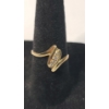 Image 1 : 14K Yellow Gold Bypass Ring - Size 6.5 - Weight: 2.3g