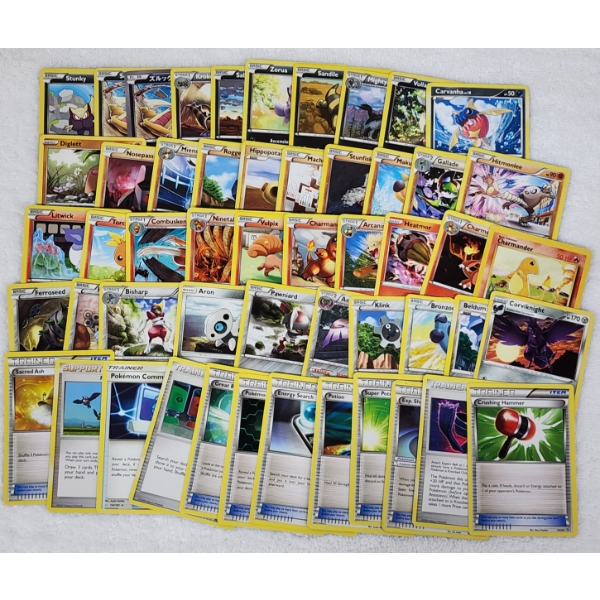 Lot of 50 Assorted Vintage Pokemon Trading Cards