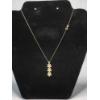 Image 1 : 10K Yellow Gold Chain 18" Necklace with 3-Flower Pendant TW: 1.4g