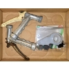 Image 1 : 2 Garden Sprayers and an Aerator Kit