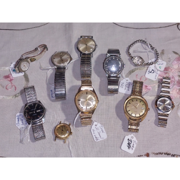 10 Pcs - Wristwatch Collection - See Pics For Items 