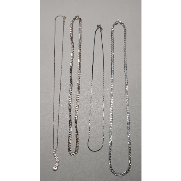 Assorted Sterling Silver Necklaces - Total Weight: 24.5g