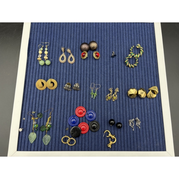 Large Lot of Earrings - Costume Jewelry - Beautiful Pieces - Leaf Earrings - Buttons - Frog Earrings