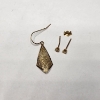 Image 3 : Vintage 14K Yellow Gold Stud Earring Set & One Loose Dangle Earring - TW: 0.7g