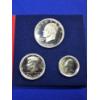 Image 2 : 1776-1976 Bicentennial Silver 3 Coin Proof Set in Book