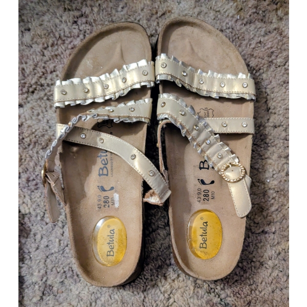 Like New Size 43 Gold Leather With Rinestones Birkenstocks