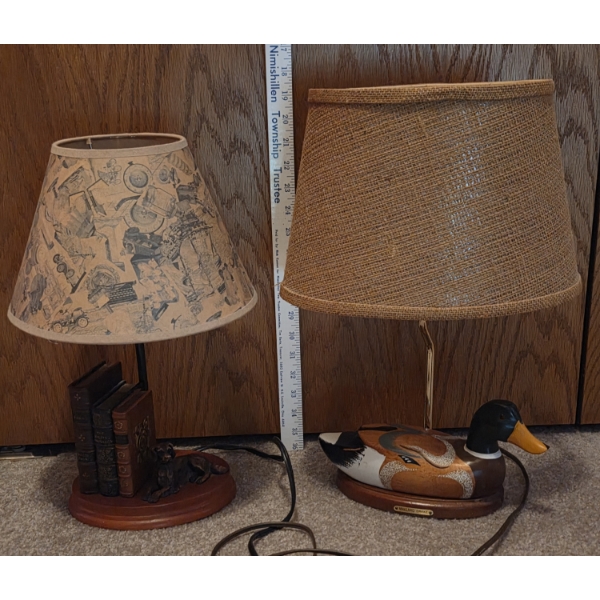 Louisville Home Pickup - Fancy Animal / Wild Life Themed Table Lamp w Duck & Dog Figures  Very Good
