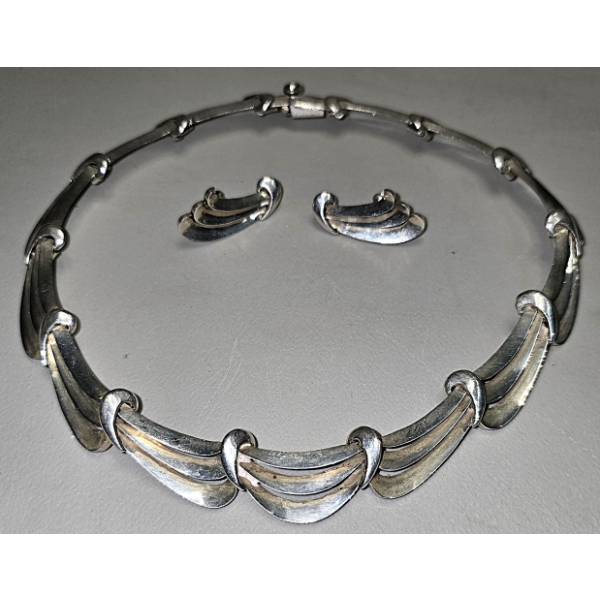 Sterling Silver Necklace and Earring Set - Total Weight 94.7 Grams