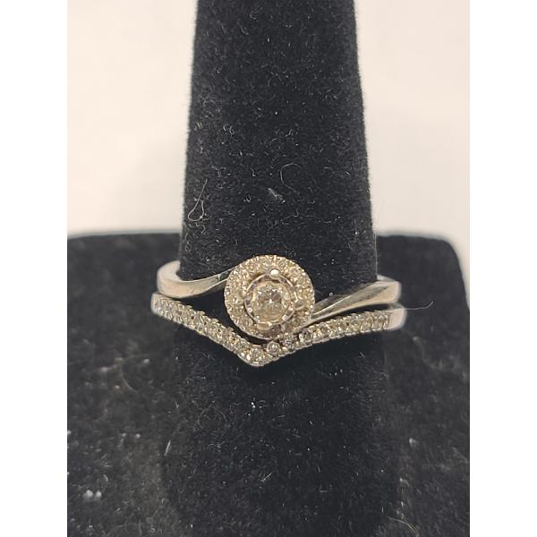 Women's 10K White Gold Diamond Halo And Bypass Wedding Ring Set - Size 7 - Total Weight: 3.8g