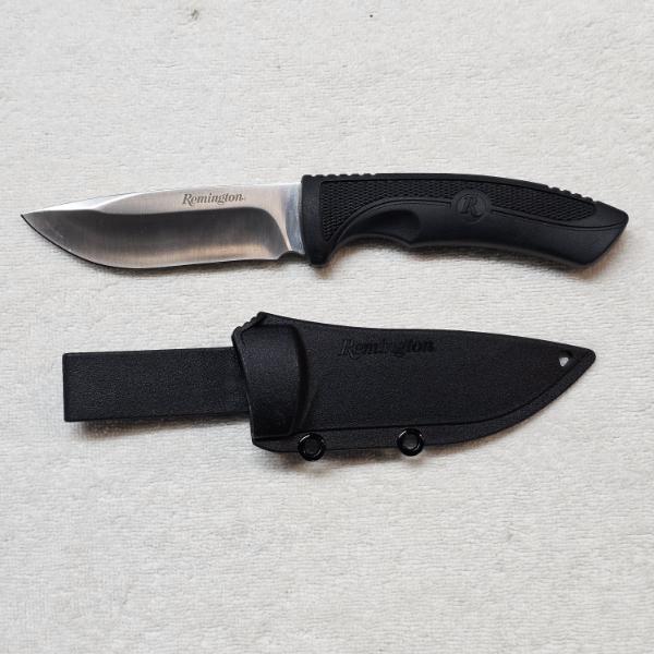 Remington Sportsman Series Fixed Blade Knife with Matching Black Injection-Molded Belt Sheath