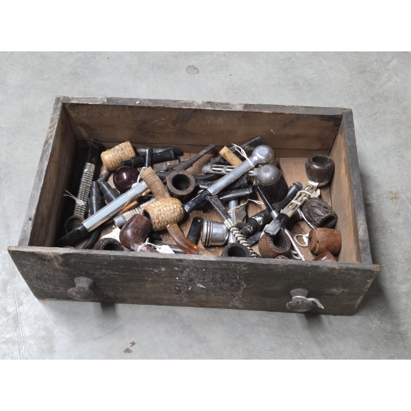Vintage Tobacco Pipe Collection 