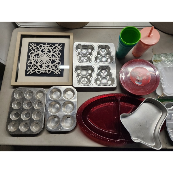 Lot of Assorted Kitchen, Baking, & Home Items - See Photos & Description! 