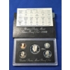 Image 1 : 1992- S United States Mint Silver Proof Set - 5 Coin Set with Display Case