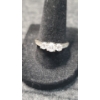 Image 1 : 14 KT Gold Diamond Ring W Heart Detail On Sides 3.5 Grams