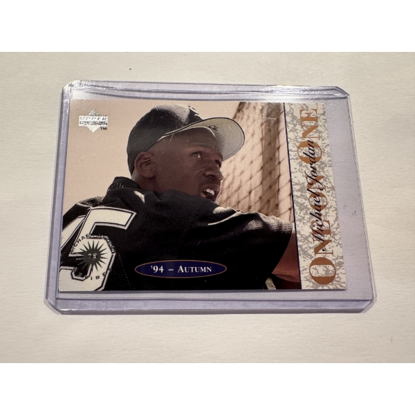 1995 Upper Deck Michael Jordan Chicago White Sox Baseball Card - Mint Condition